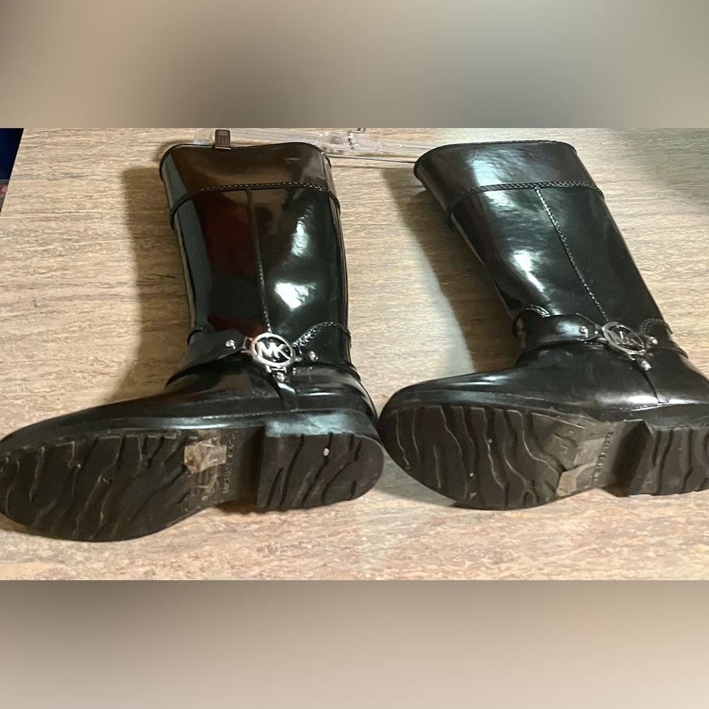 Michael Kors tall rubber boots - Picture 5 of 16
